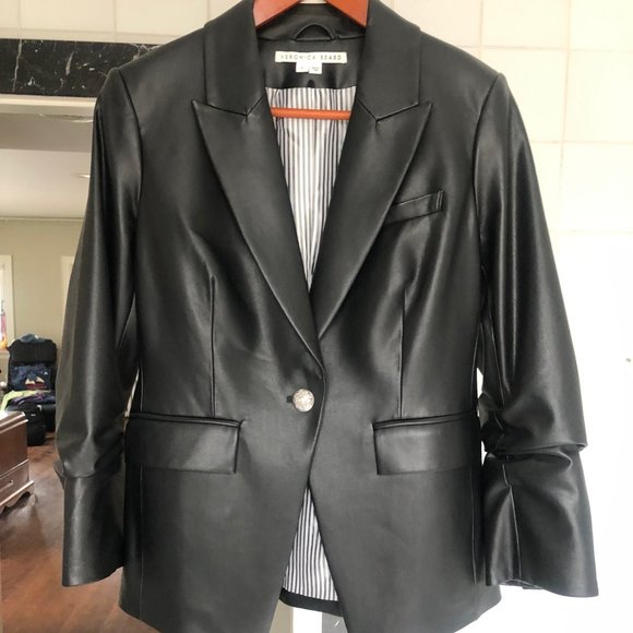 Veronica Beard Jackets & Blazers - Fabulous Veronica Beard Faux Leather Hollis 3/4 Sleeve Jacket